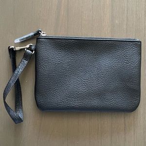 NWOT Black Steve Madden Wristlet
